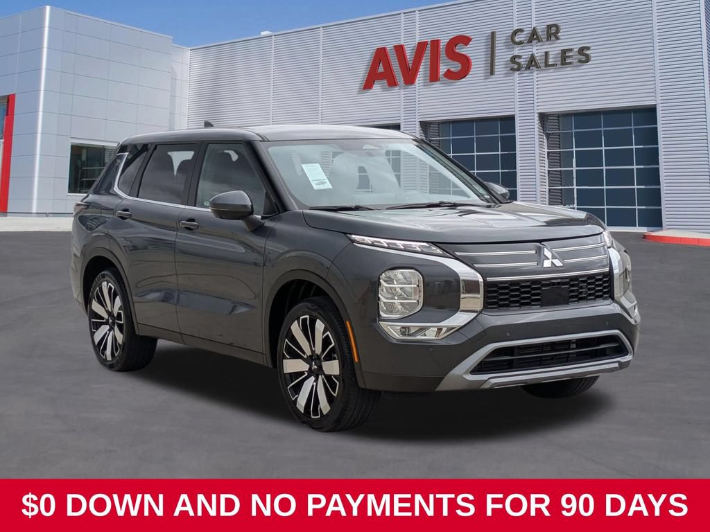 Used 2025 Mitsubishi Outlander SE AWD/4WD image 3