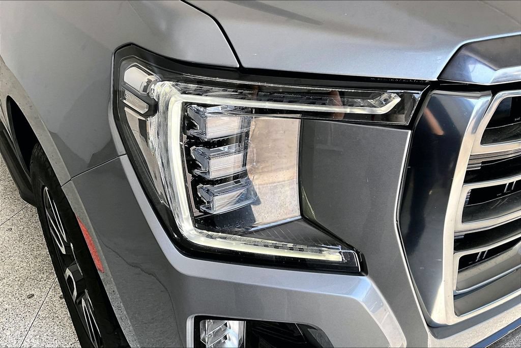Used 2023 GMC Yukon AT4 AWD/4WD image 36