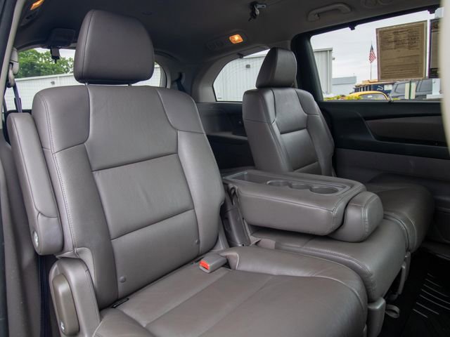 Used 2016 Honda Odyssey Touring Elite image 17