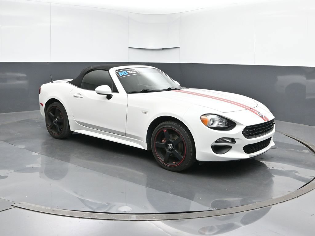 Used 2019 FIAT 124 Spider Classica w/ Technology Group image 7