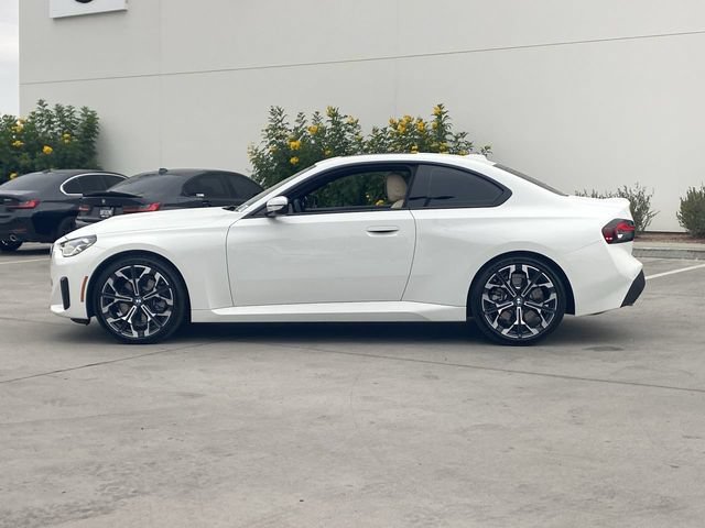 Used 2026 BMW 230i Coupe w/ Premium Package RWD image 9