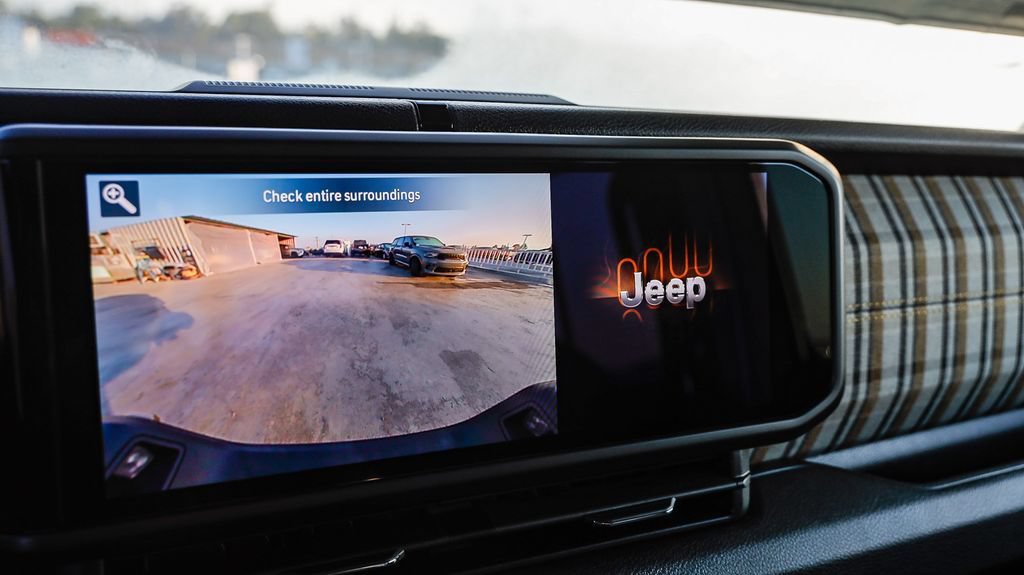 New 2026 Jeep Gladiator Sport AWD/4WD image 29