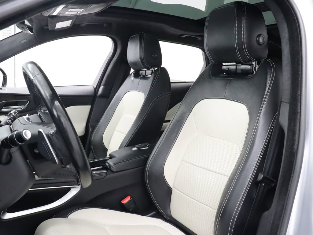 Used 2019 Jaguar F-PACE R-Sport AWD/4WD image 15