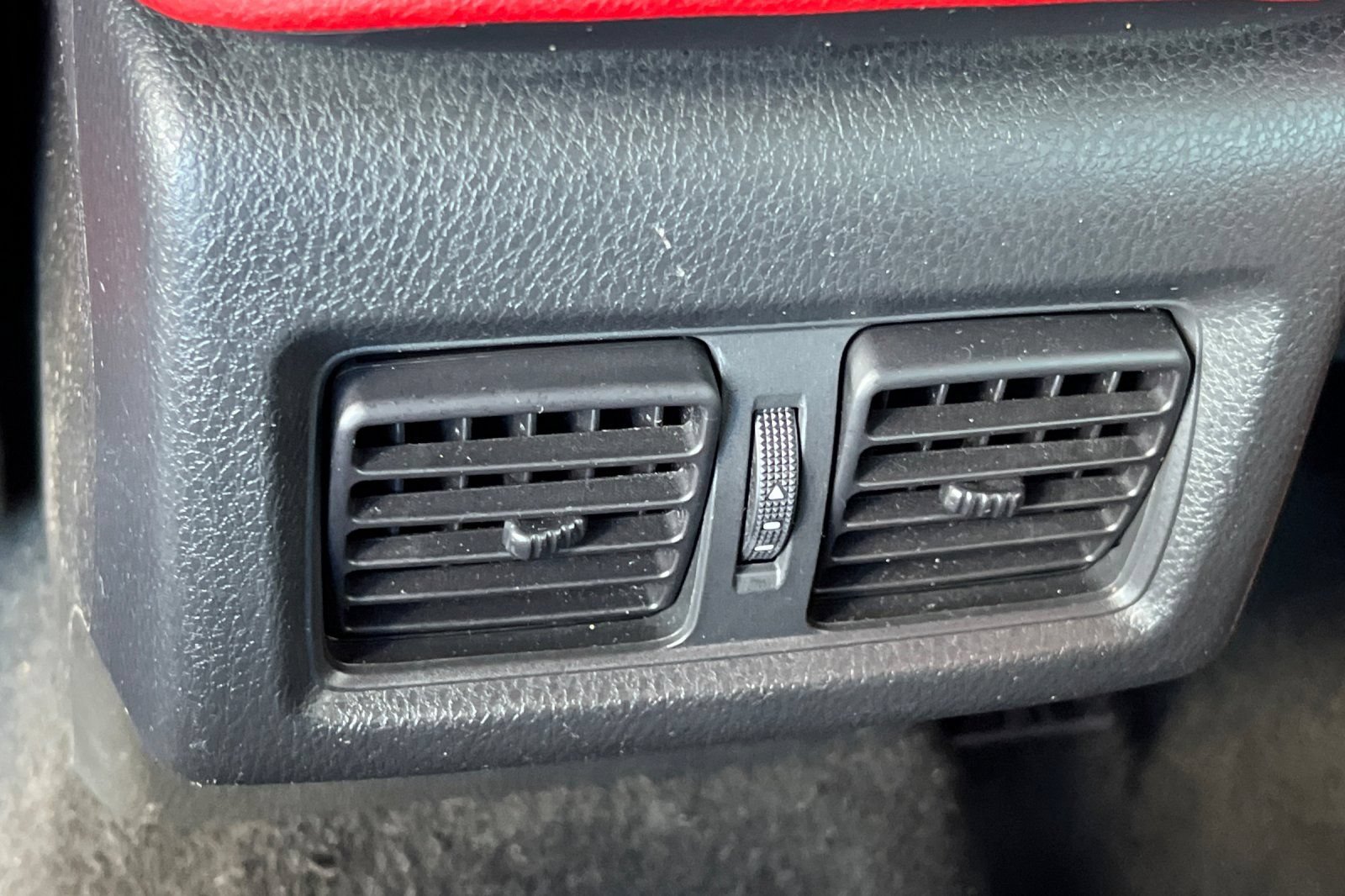 Certified 2019 Toyota Camry XSE FWD image 15