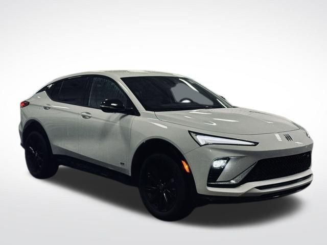 Used 2025 Buick Envista Sport Touring image 4