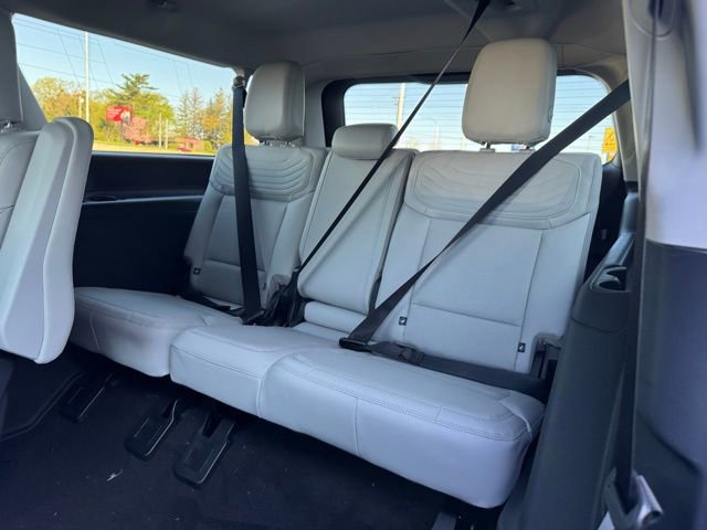 New 2026 Ford Expedition Max Platinum w/ Platinum Ultimate Package AWD/4WD image 14