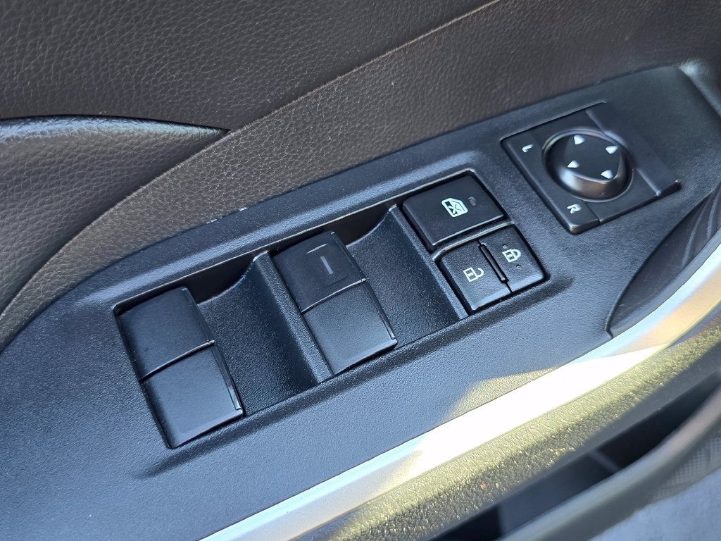 Used 2024 Toyota RAV4 LE FWD image 18