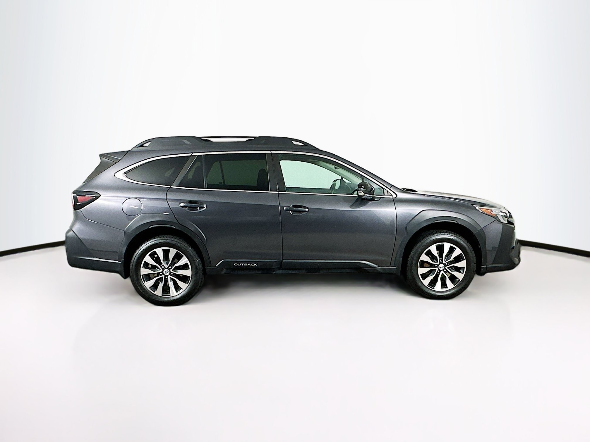 Used 2023 Subaru Outback Limited AWD/4WD image 10
