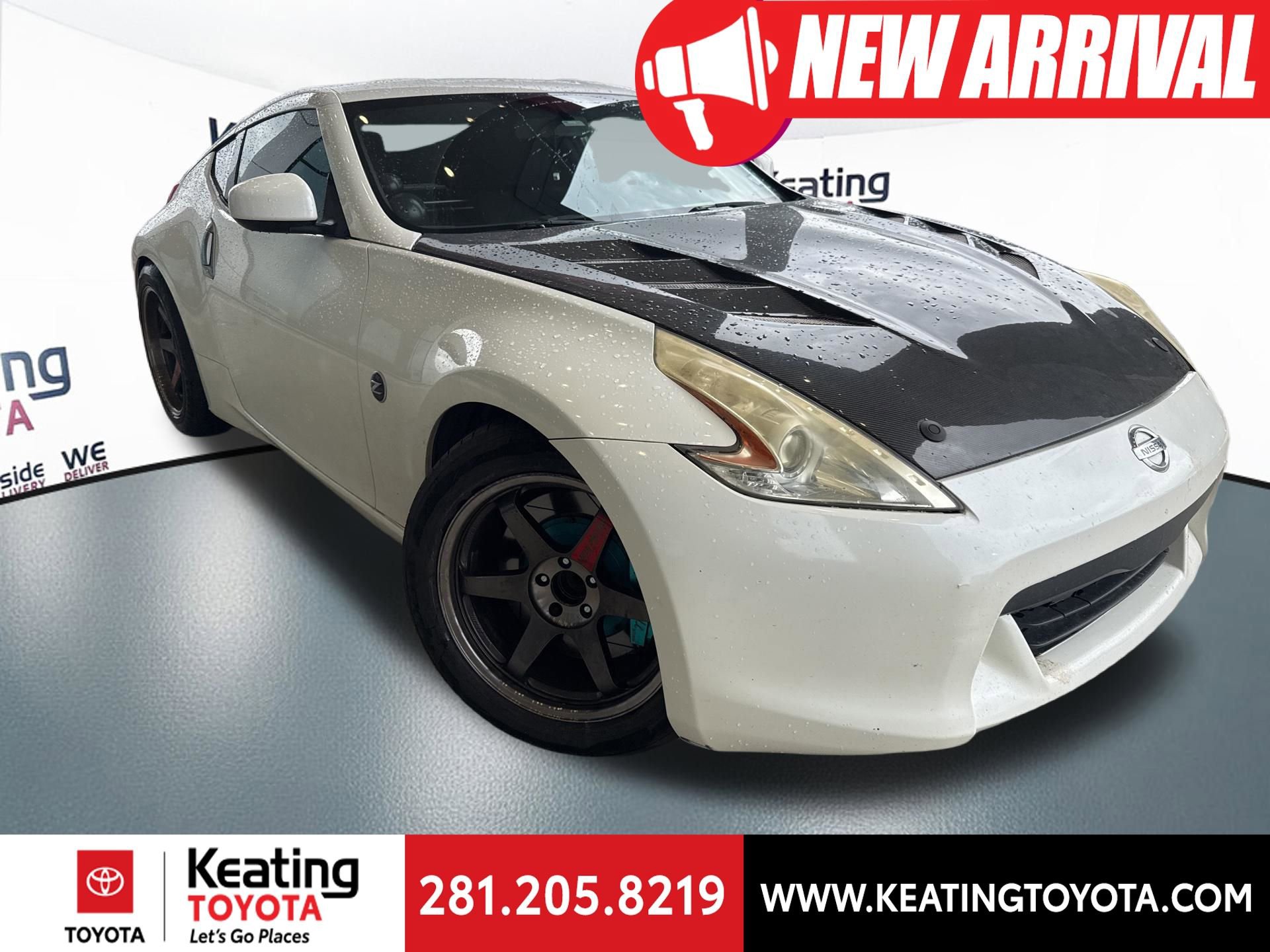 Used 2010 Nissan 370Z Base image 1