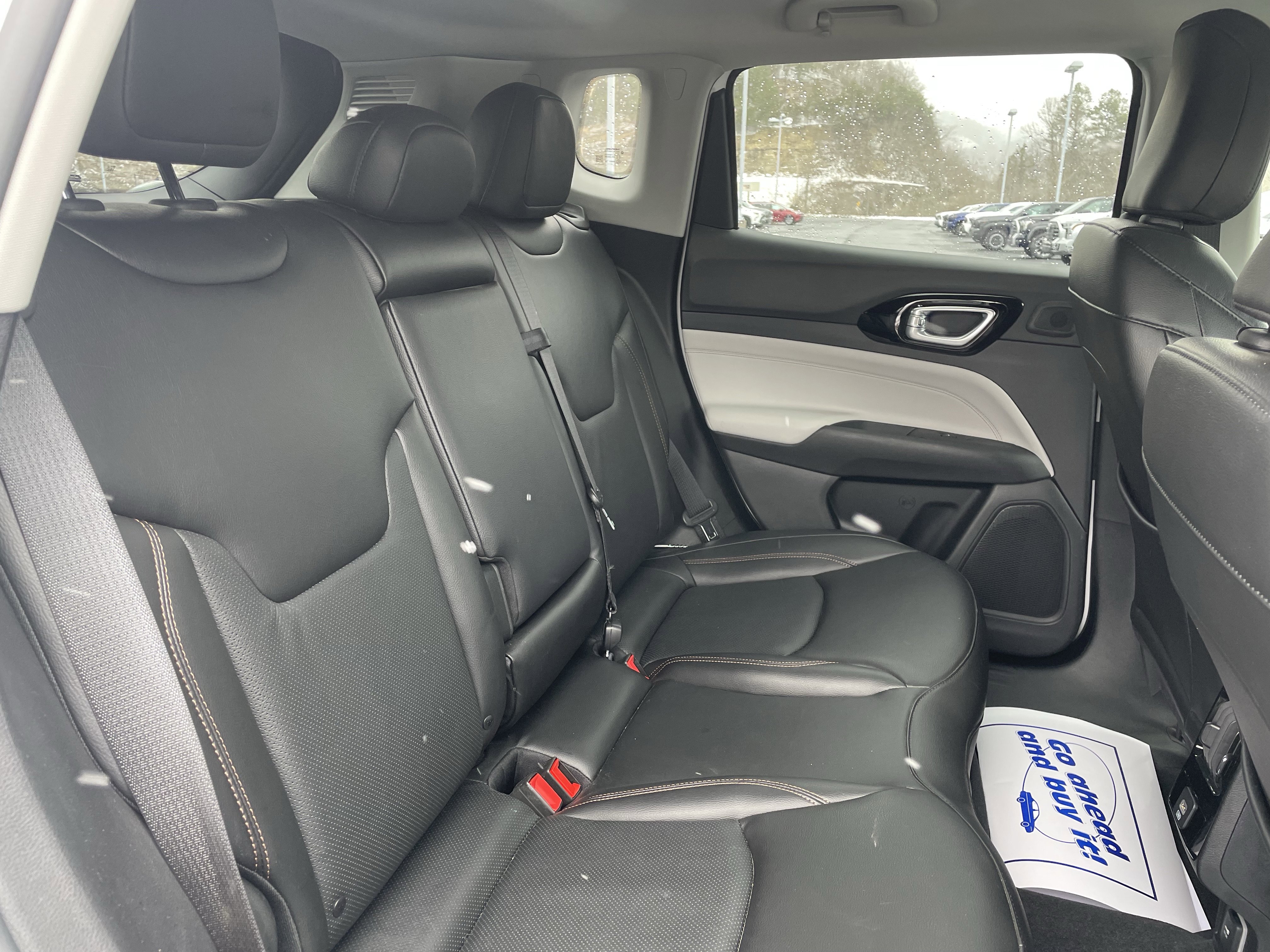 Used 2022 Jeep Compass Limited w/ Sun and Sound Group image 38