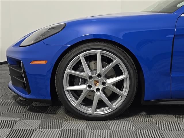 Used 2025 Porsche Panamera 4 AWD/4WD image 11