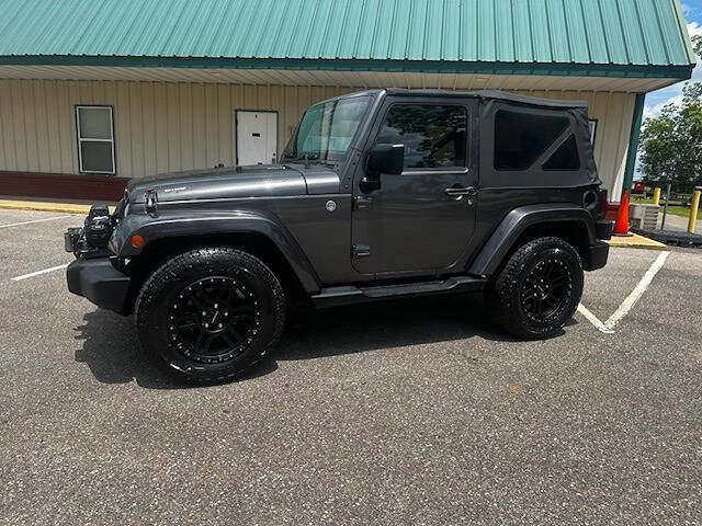 Used 2014 Jeep Wrangler Sahara w/ Connectivity Group AWD/4WD image 3