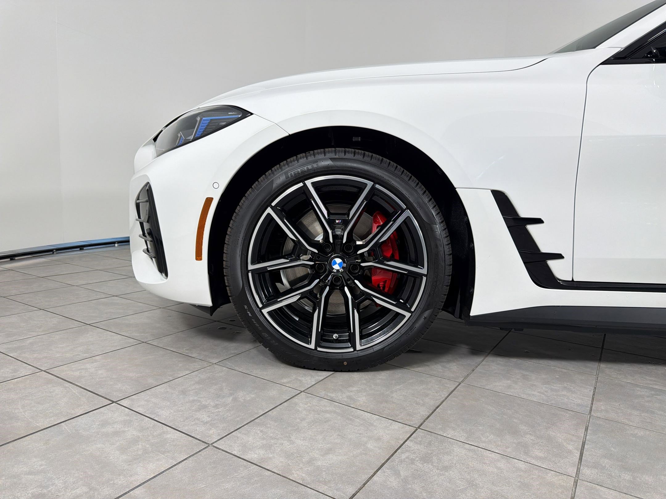 New 2026 BMW i4 eDrive40 RWD image 11
