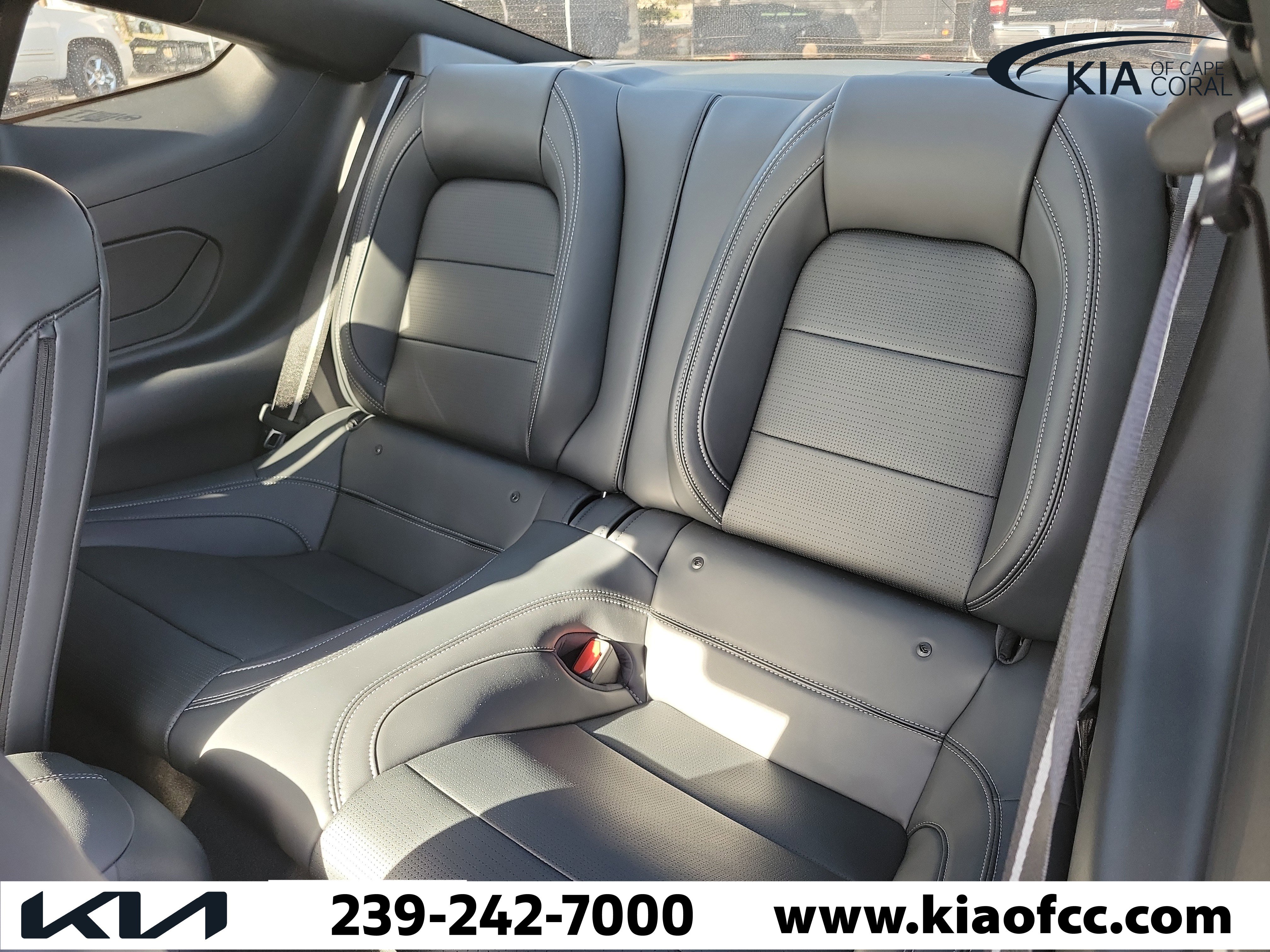 Used 2025 Ford Mustang GT Premium RWD image 14