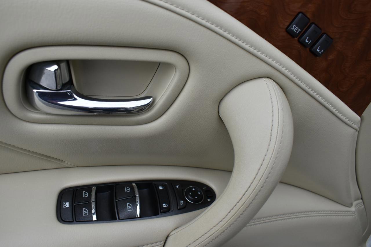 Used 2018 INFINITI QX80 2WD w/ Driver Assistance Package image 44