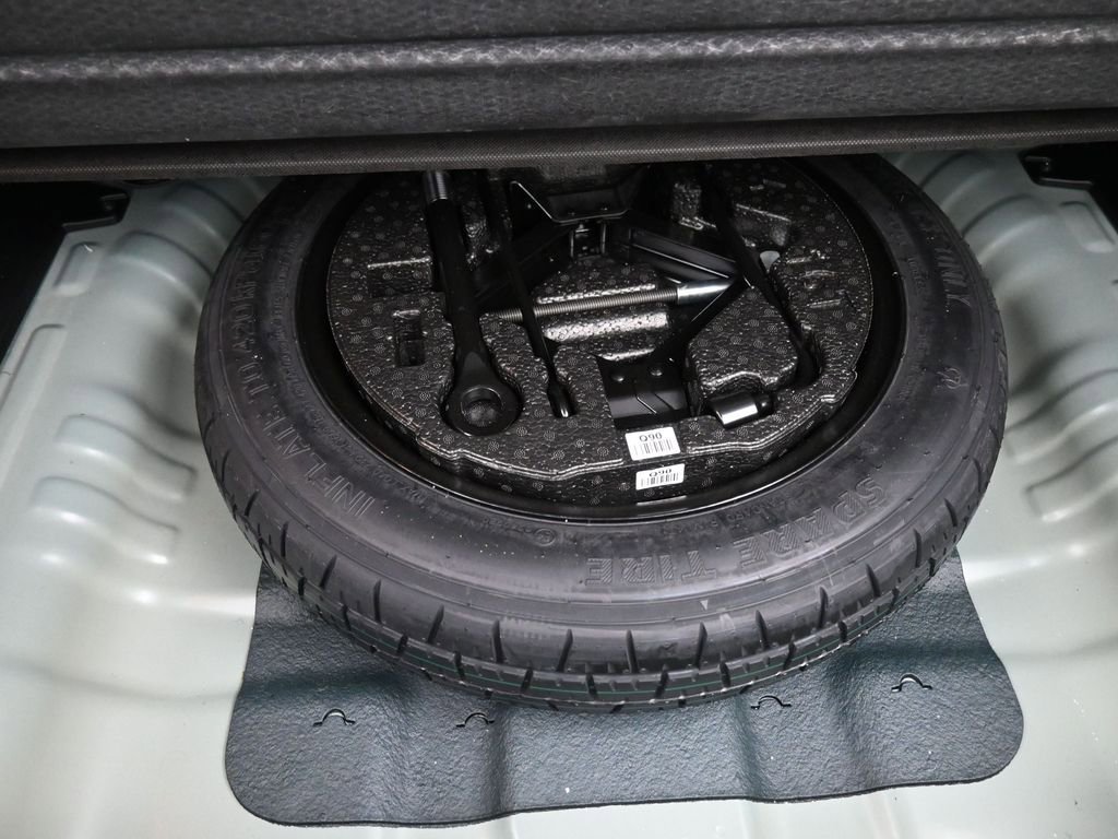 Certified 2025 Kia Seltos EX w/ EX Sunroof Package image 23