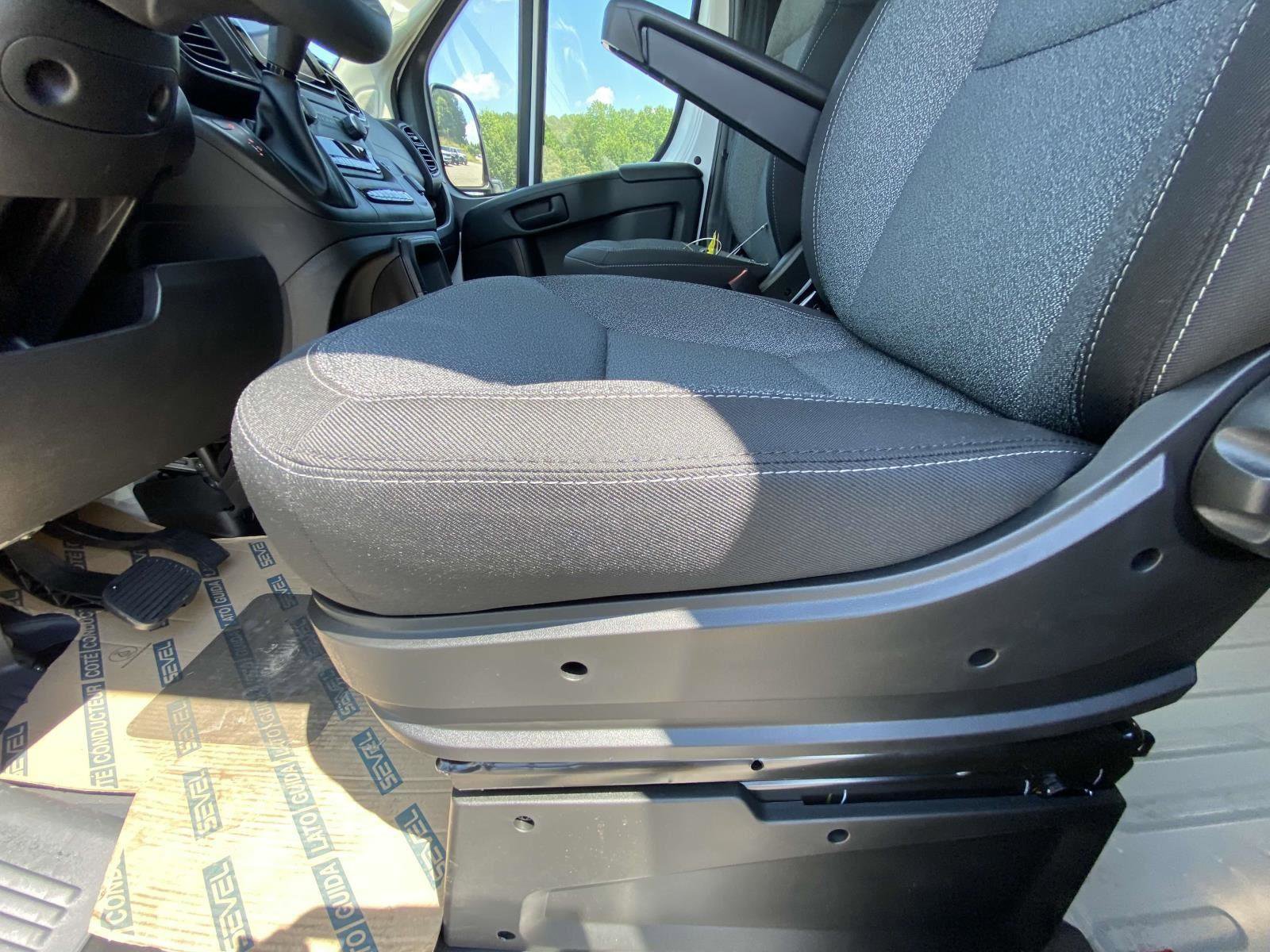 New 2025 RAM ProMaster 1500 w/ Convenience Group image 10