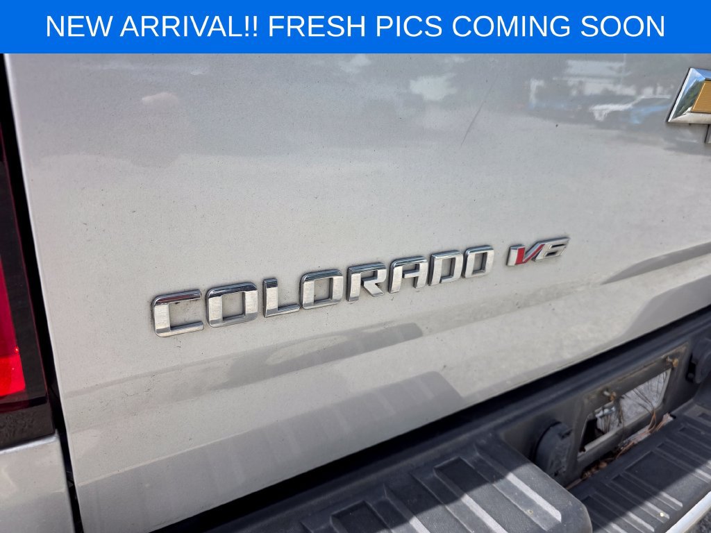 Used 2017 Chevrolet Colorado W/T w/ WT Convenience Package RWD image 15