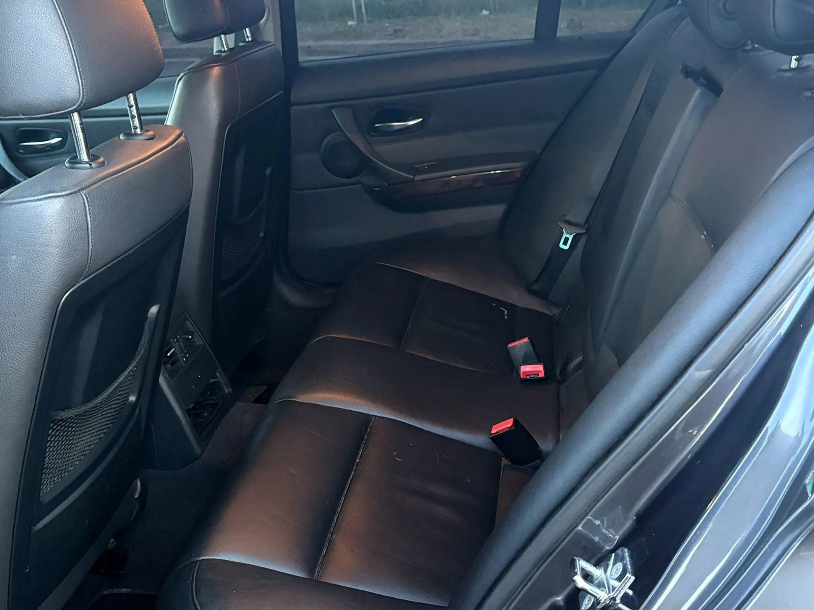 Used 2006 BMW 325xi Sedan image 13