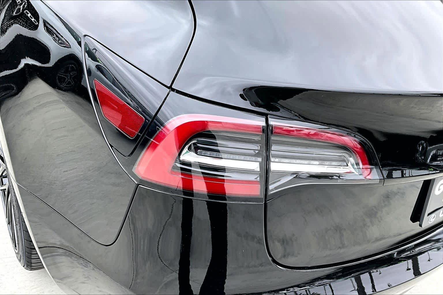 Used 2021 Tesla Model 3 Standard Range Plus RWD image 26