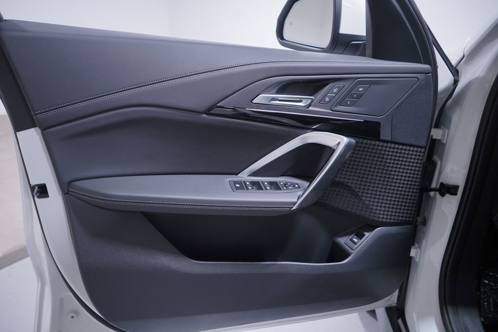 New 2026 BMW X1 xDrive28i w/ Convenience Package image 10