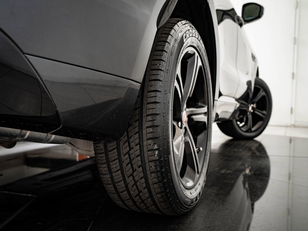 Used 2020 Jaguar F-PACE S image 48