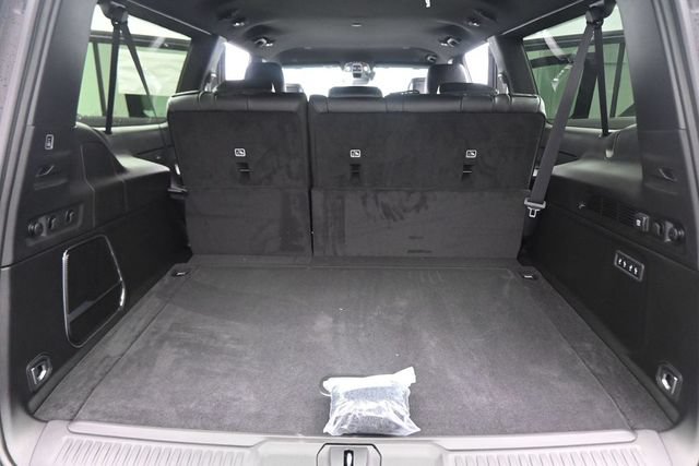 New 2026 Jeep Grand Wagoneer L Limited AWD/4WD image 24
