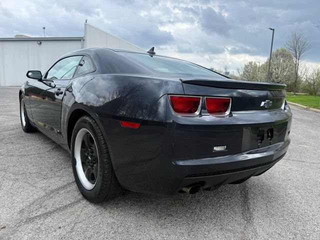 Used 2013 Chevrolet Camaro LS RWD image 5