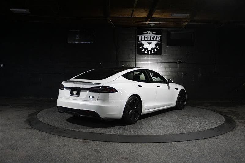 Used 2022 Tesla Model S Plaid image 10