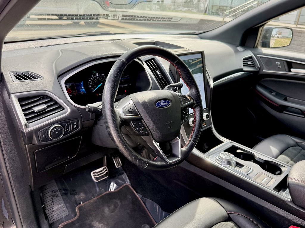 Certified 2021 Ford Edge ST-Line image 9