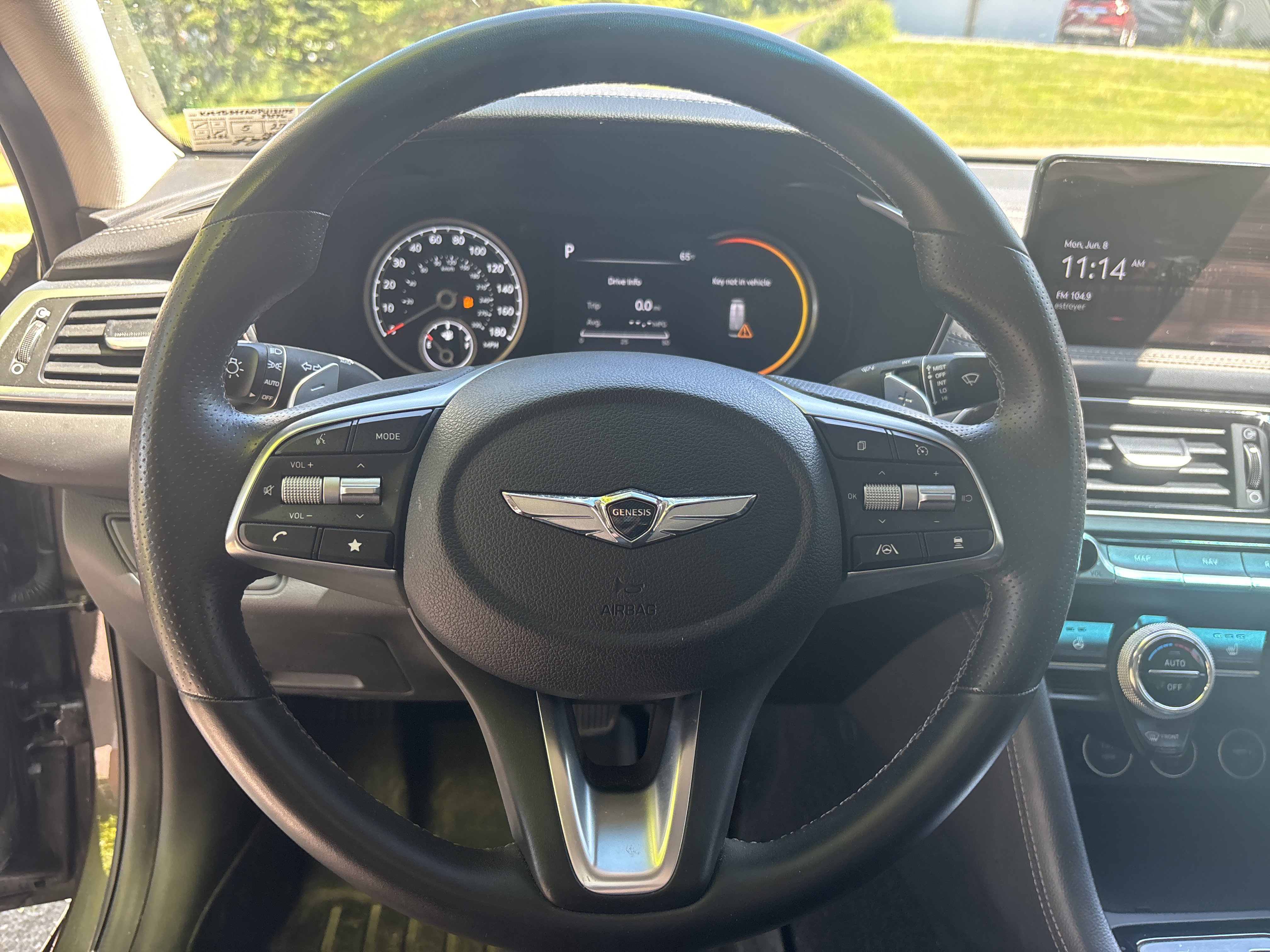 Used 2023 Genesis G70 2.0T AWD/4WD image 18