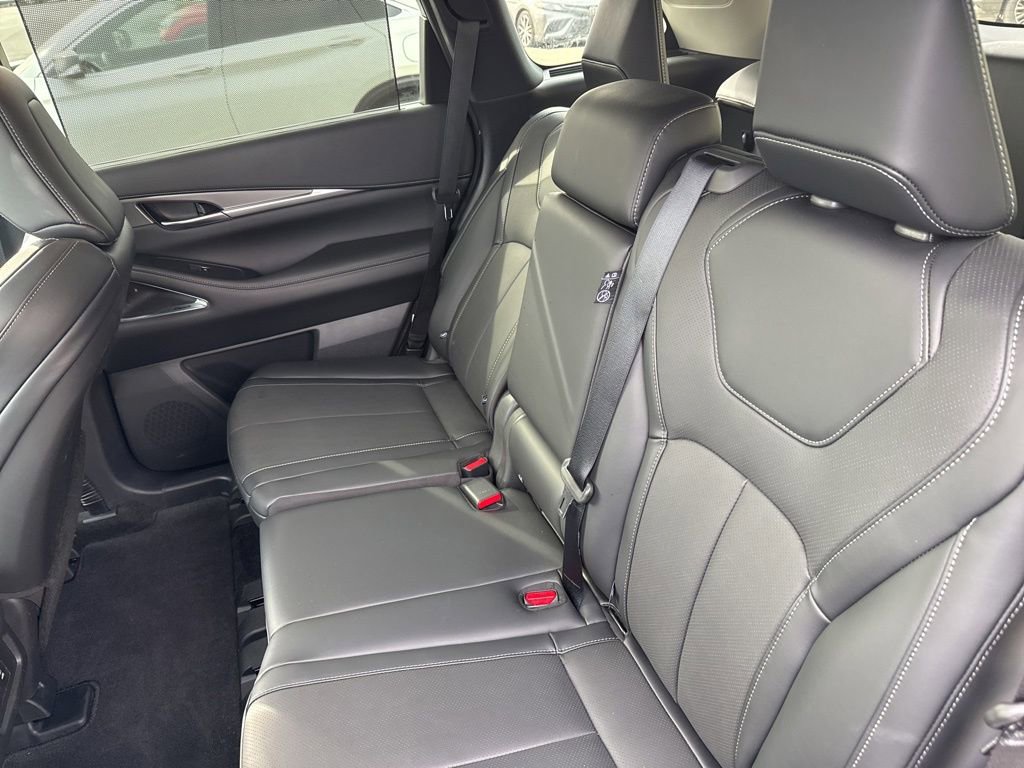Certified 2026 INFINITI QX60 Luxe w/ Cargo Package image 26