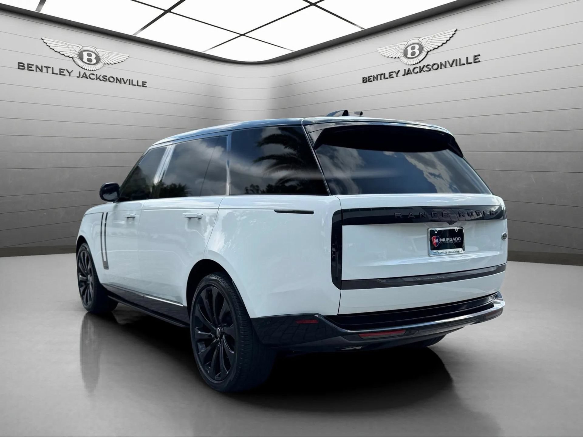 Used 2023 Land Rover Range Rover Long Wheelbase Autobiography AWD/4WD image 15