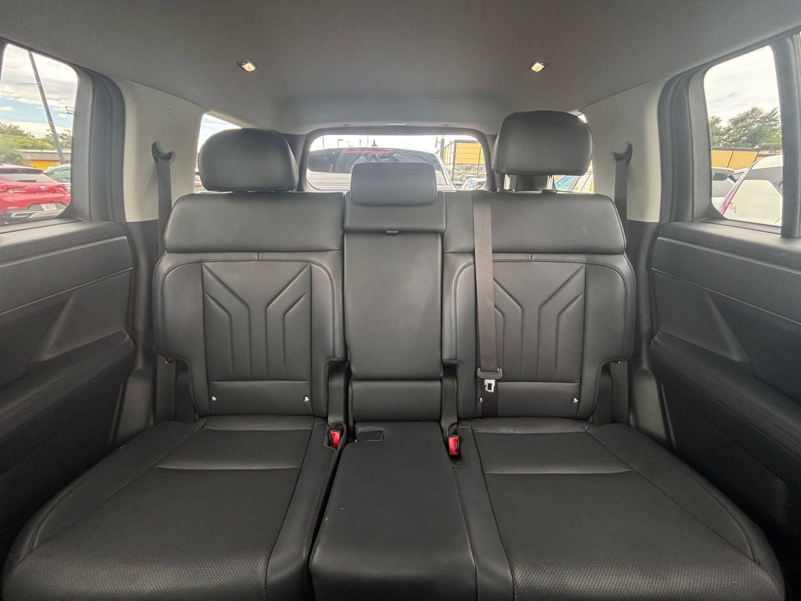 Used 2026 Hyundai Santa Fe SEL AWD/4WD image 34