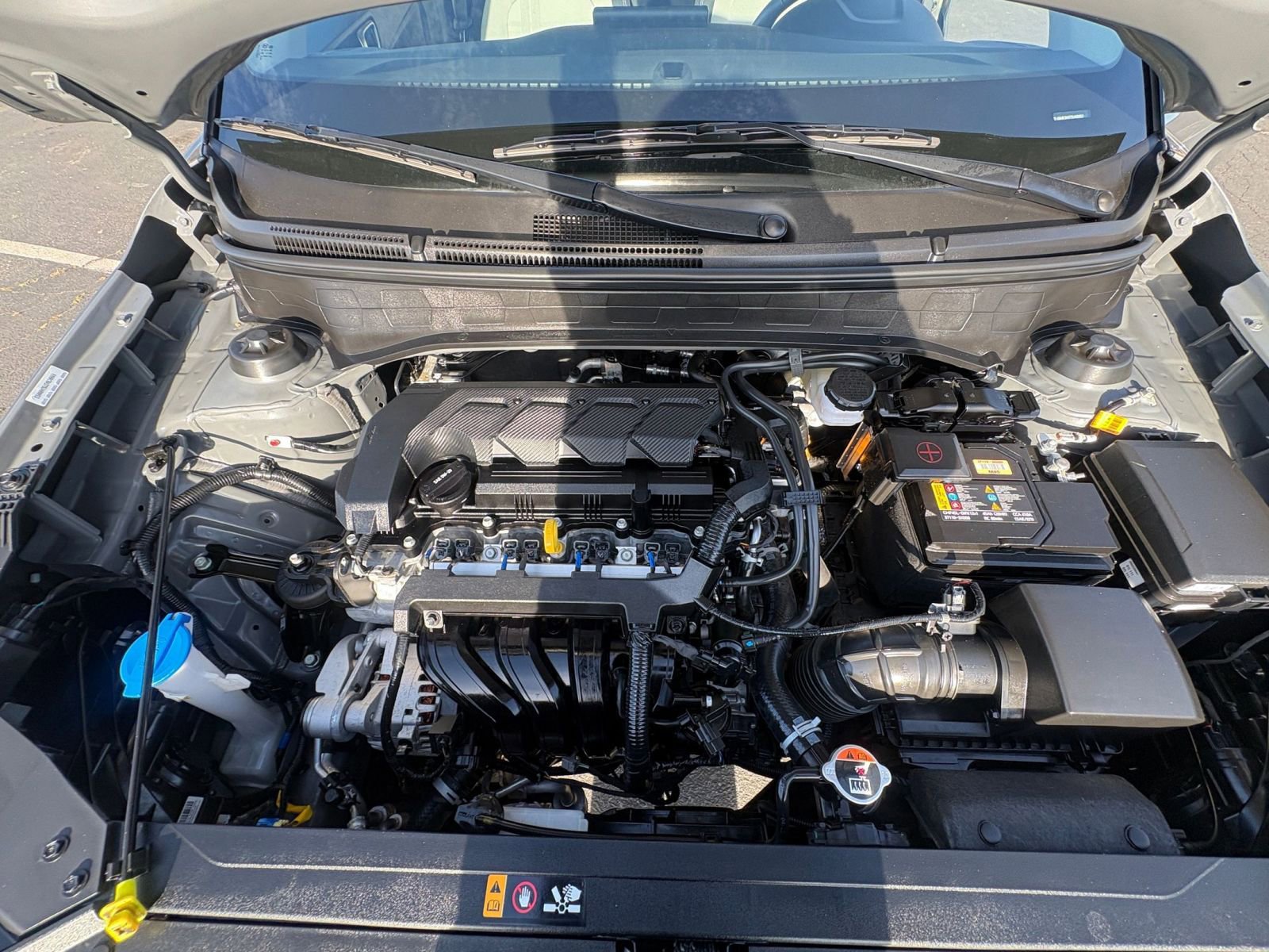 Used 2025 Hyundai Venue SEL image 33