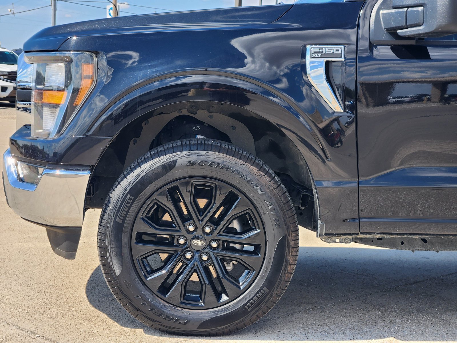 Certified 2023 Ford F150 XLT RWD image 9