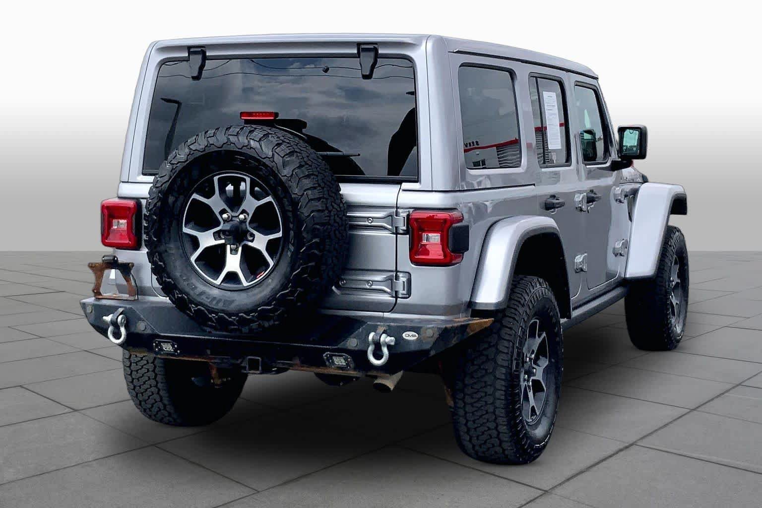 Used 2018 Jeep Wrangler Unlimited Rubicon AWD/4WD image 13