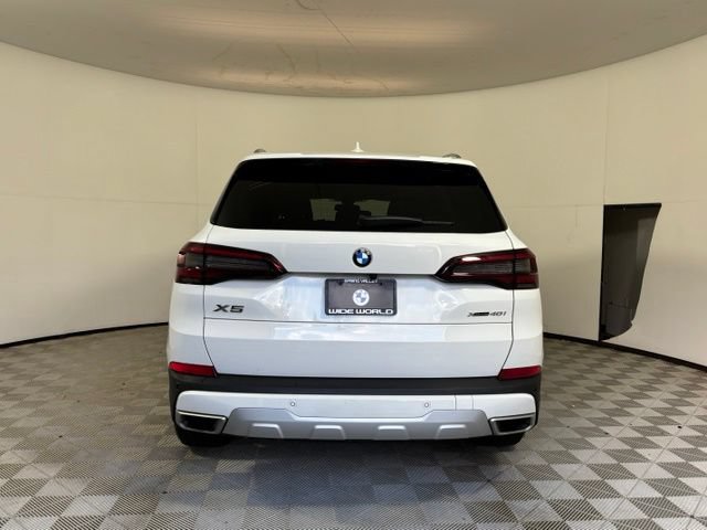 Used 2022 BMW X5 xDrive40i w/ Climate Comfort Package AWD/4WD image 6