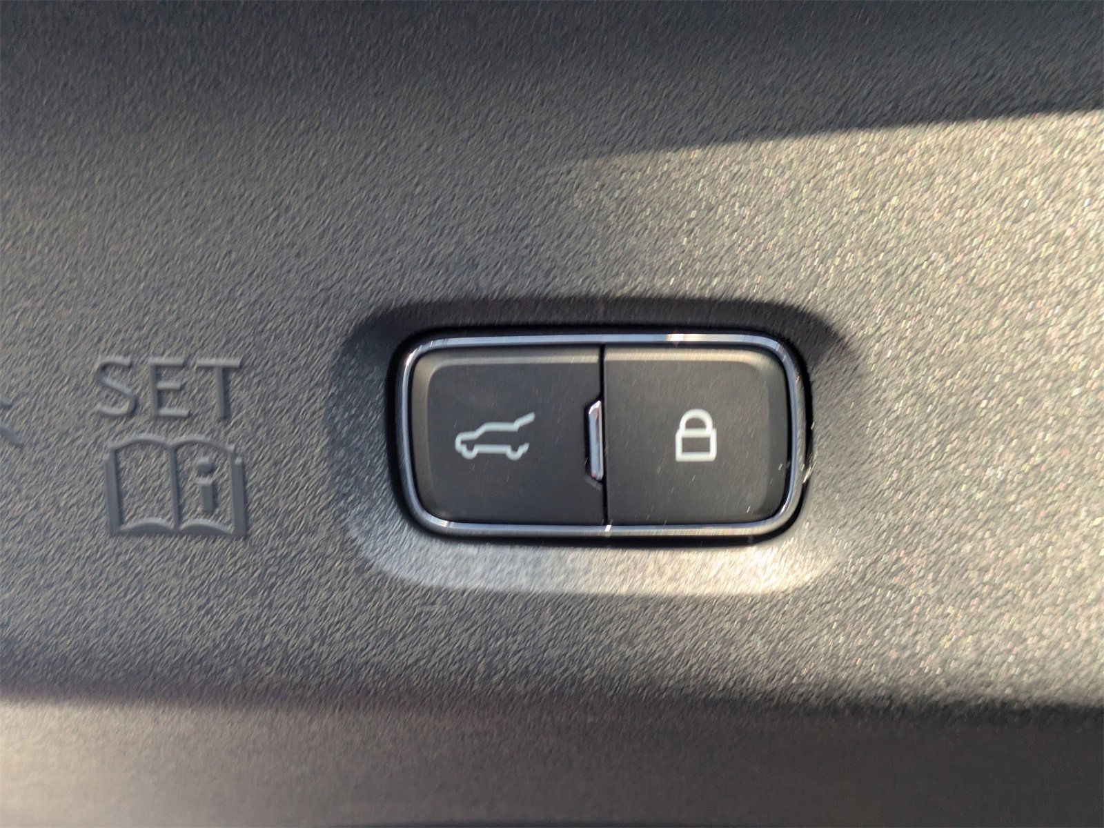 New 2025 Ford Expedition Platinum w/ Stealth Performance Package image 17