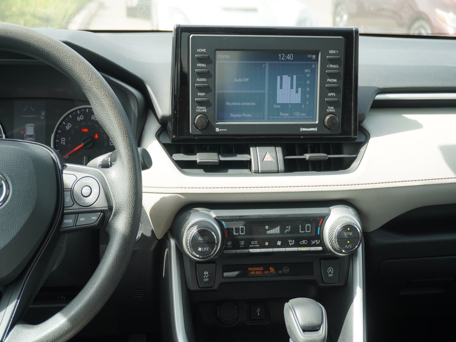Used 2020 Toyota RAV4 XLE w/ All Weather Liner Package FWD image 15