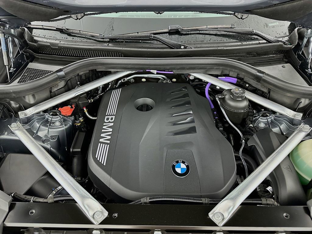 New 2026 BMW X5 xDrive40i w/ Climate Comfort Package image 38