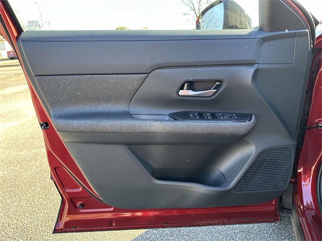 New 2026 Nissan Kicks SV w/ SV Premium Package image 14