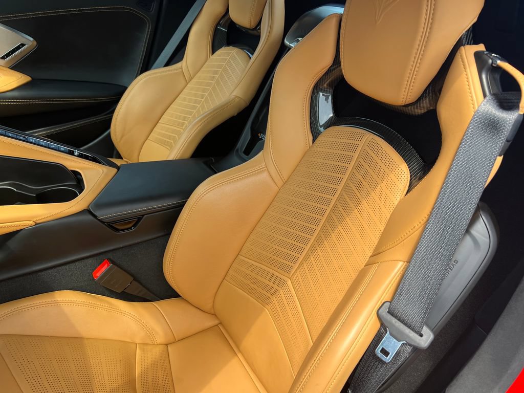Used 2022 Chevrolet Corvette Stingray Premium Conv w/ Z51 Performance Package RWD image 12