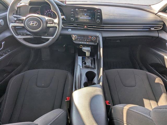 Used 2023 Hyundai Elantra SEL w/ Preferred Accessory Package image 16