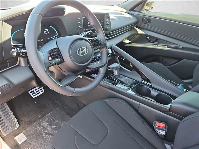 New 2026 Hyundai Elantra SEL Sport Premium video 3