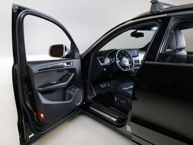 Used 2017 Audi SQ5 Prestige w/ Prestige Package AWD/4WD image 25