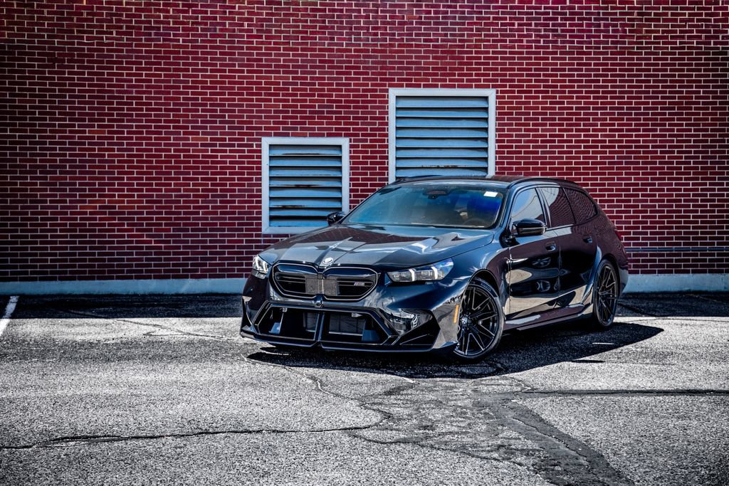 New 2026 BMW M5 Touring AWD/4WD image 3