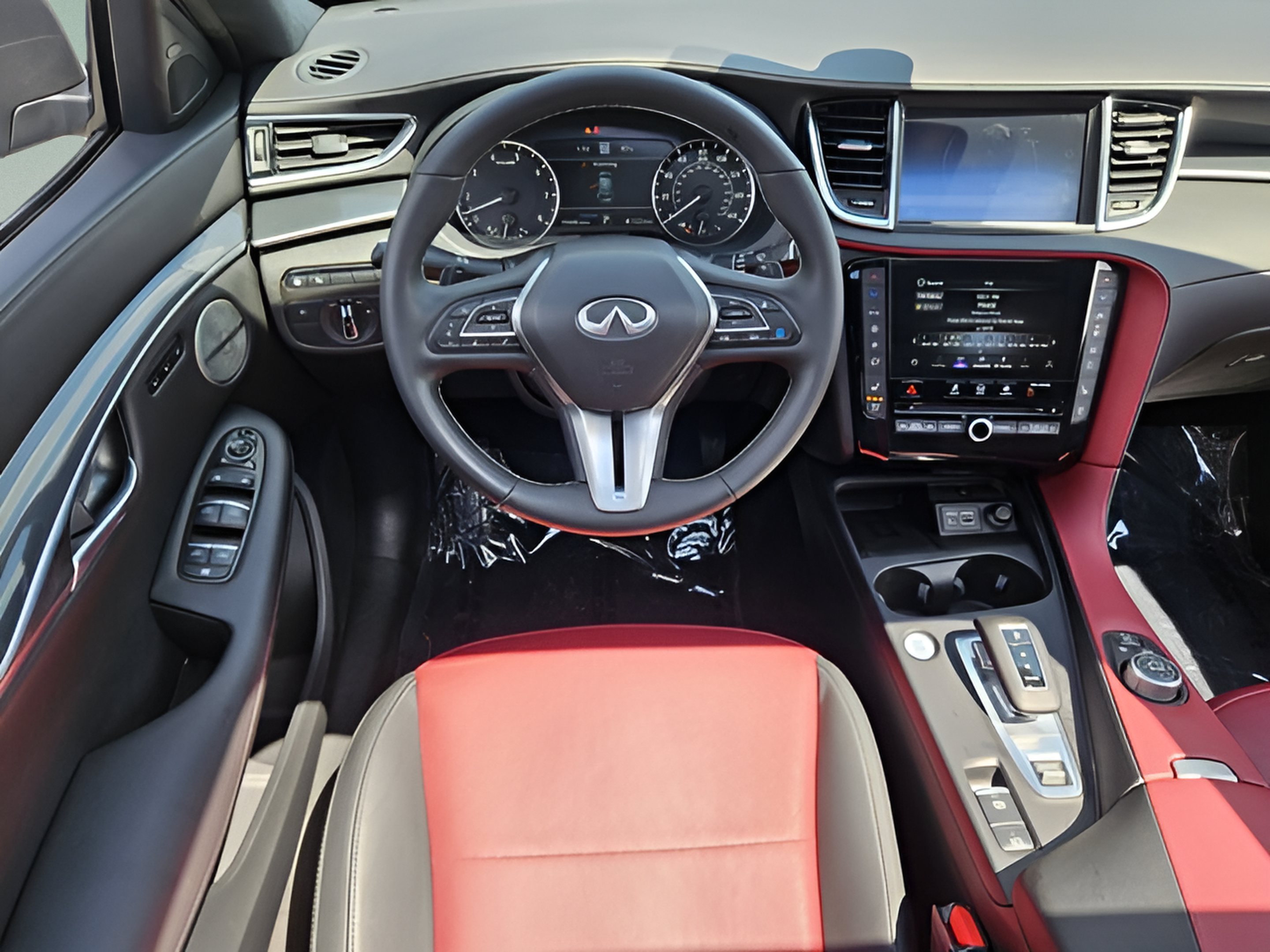 Used 2025 INFINITI QX50 Sport AWD/4WD image 11