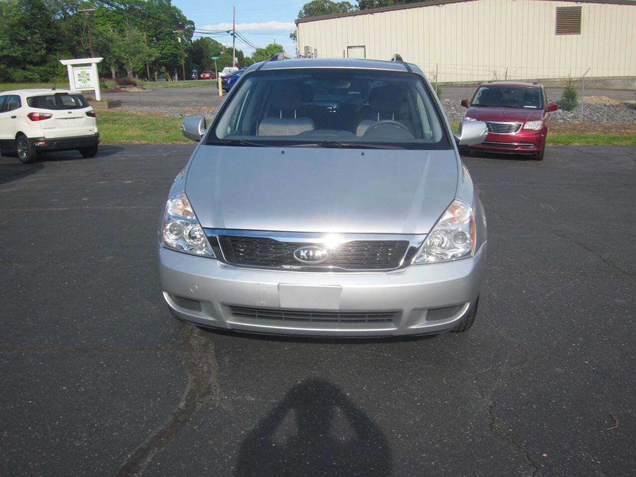 Used 2012 Kia Sedona LX w/ PWR Pkg FWD image 3