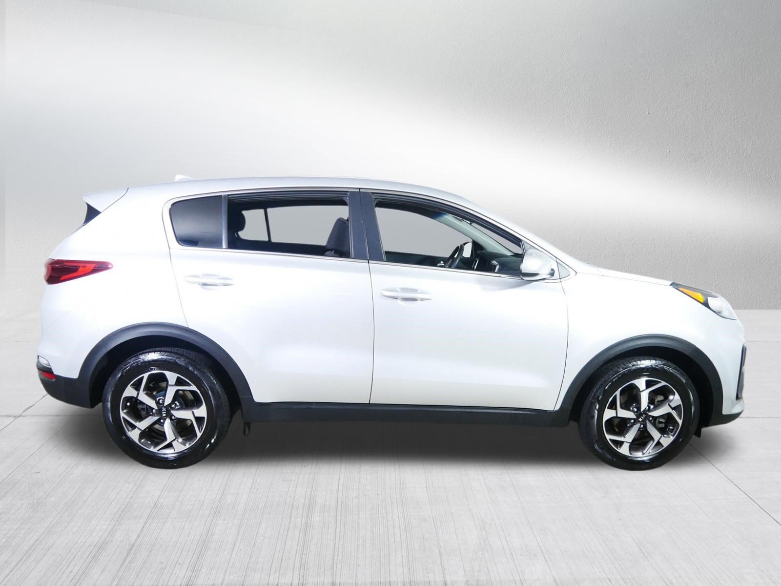 Used 2020 Kia Sportage LX FWD image 8